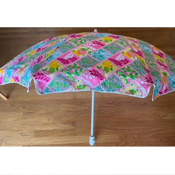 Rare Lilly Pulitzer 2000s Patchwork Print Beach Umbrella HTF - Picture 1 of 16